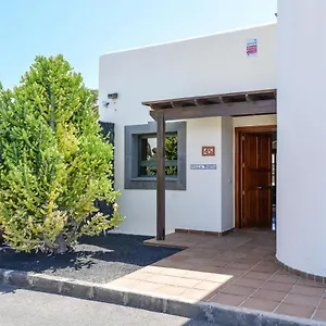 villa-marta-playa-blanca-lanzarote.in-canary-islands.com/